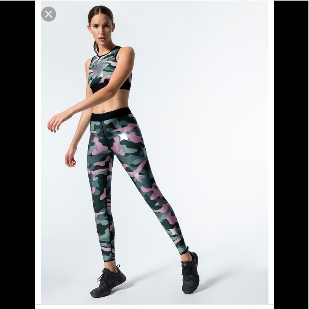 Ultracor knockout Camo Crop Top